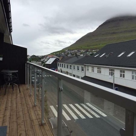 Private Spacious Home In City Center Klaksvik Luaran gambar