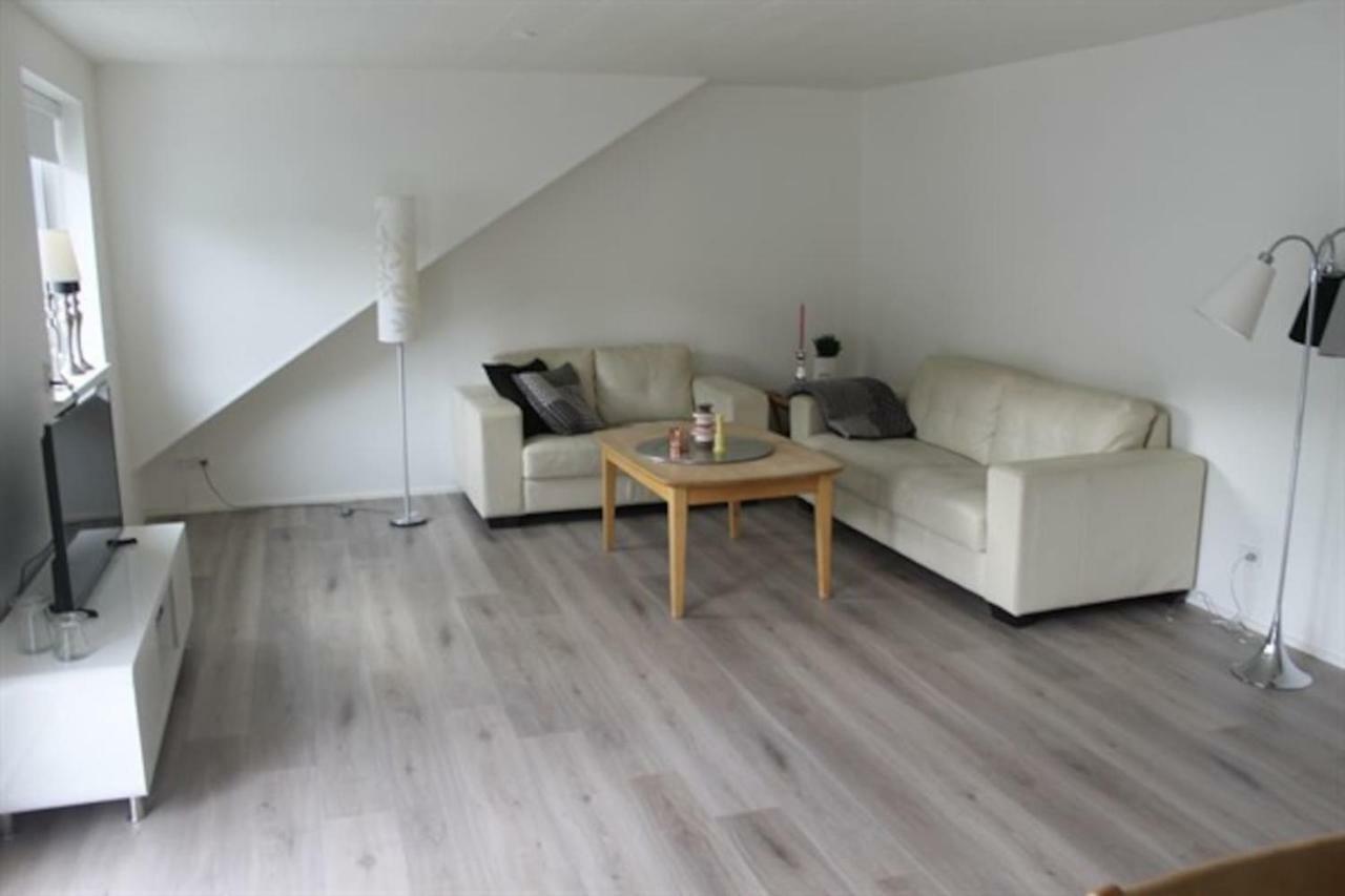 Private Spacious Home In City Center Klaksvik Luaran gambar