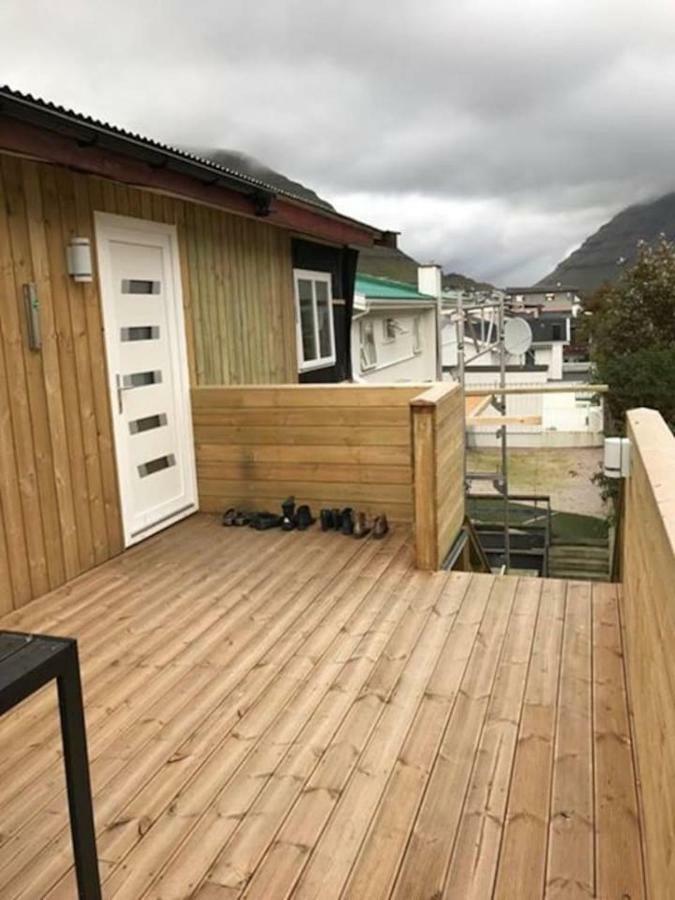 Private Spacious Home In City Center Klaksvik Luaran gambar